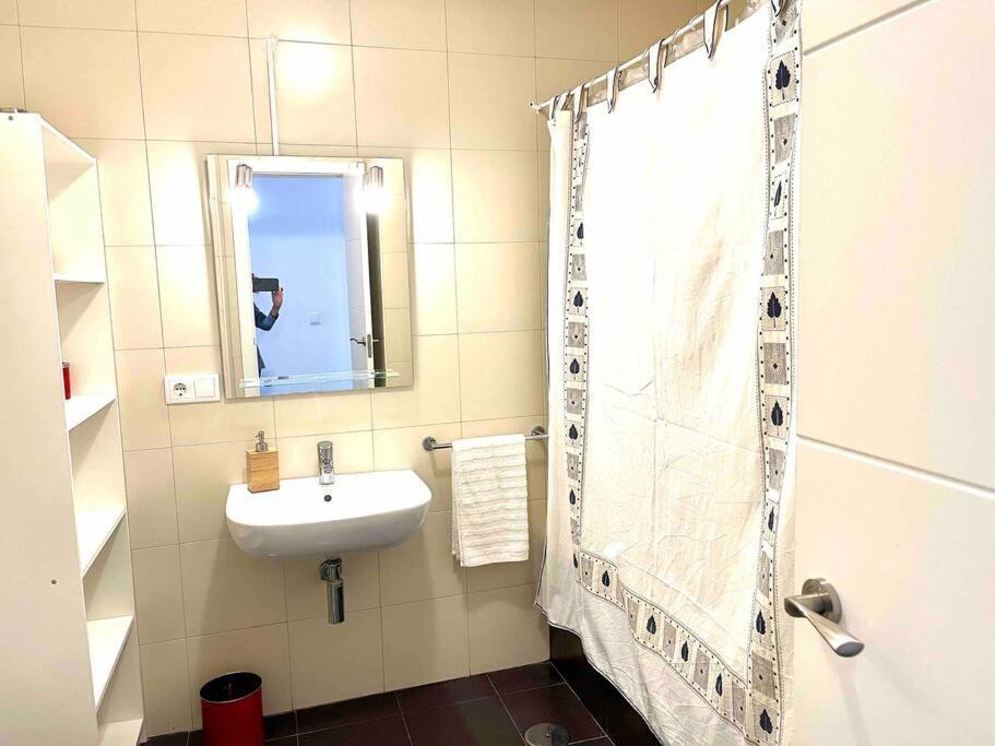 Ferienwohnung Wonderful Penthouse By The Sea Lepe Exterior foto